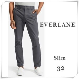 EVERLANE Slim Fit Chino Pants in Gray